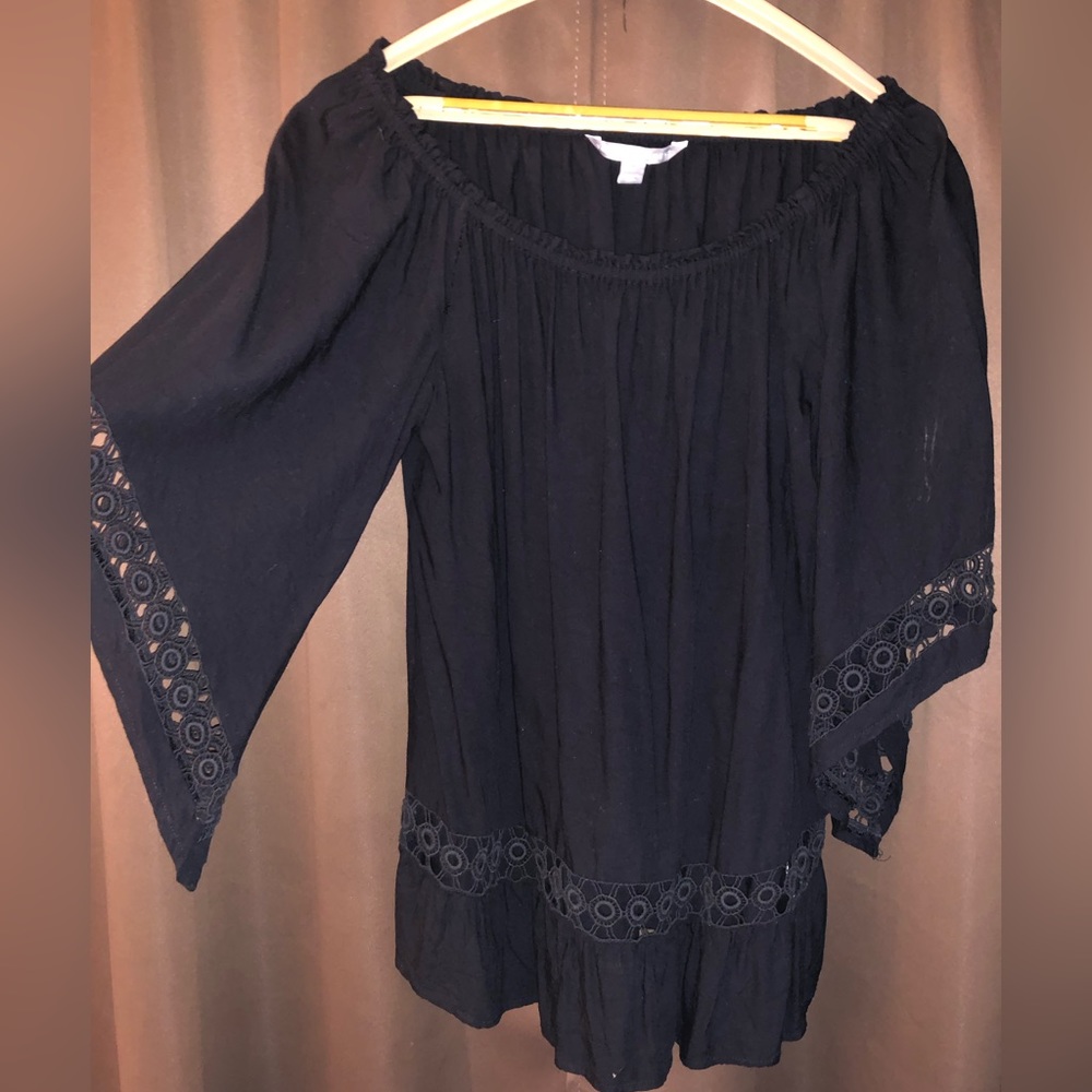 Very flirty top! Super cute and fun!